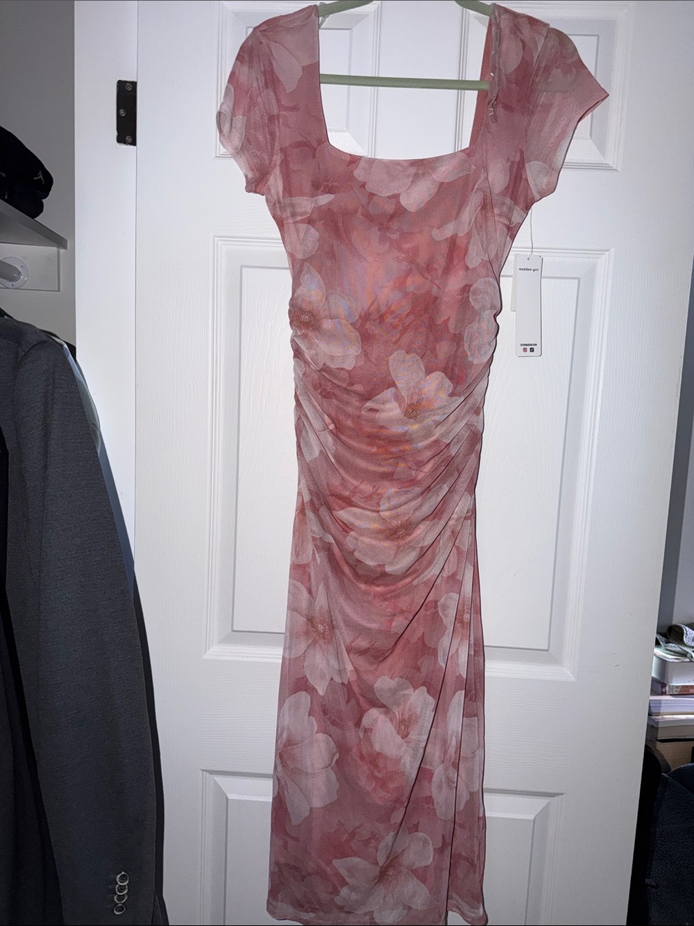 NWT Madden Girl Rose-Pink Floral Ruched Scoop Midi Dress size L